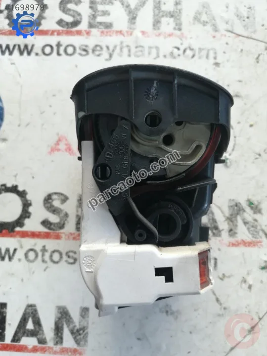 3B0819703D passat B5 göğüs sol havalandırma ızgarası difüzör