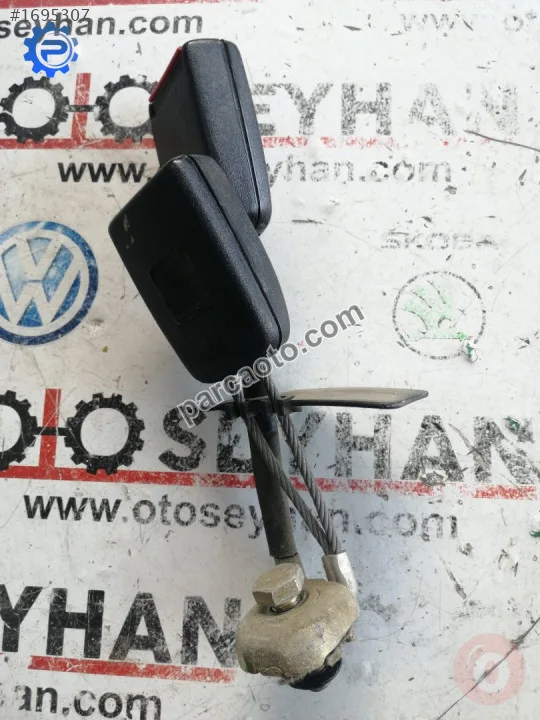 3B0857739A vw passat B5 arka koltuk emniyet kemeri kilidi
