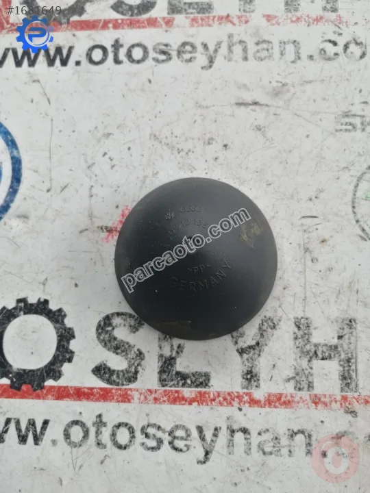 1J0512135A seat leon 2010 arka amortisör kulesi kapağı