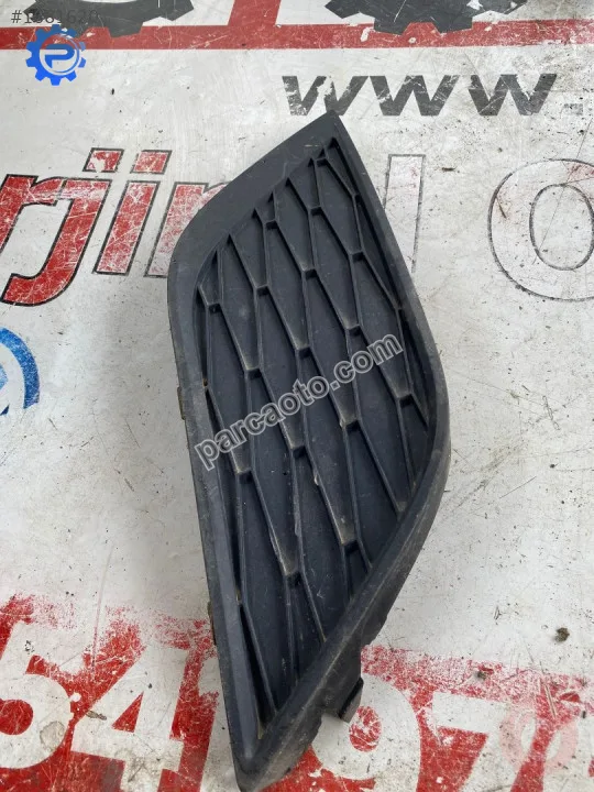 6JA807367 seat toledo 2013 ön tampon sol sis kapağı
