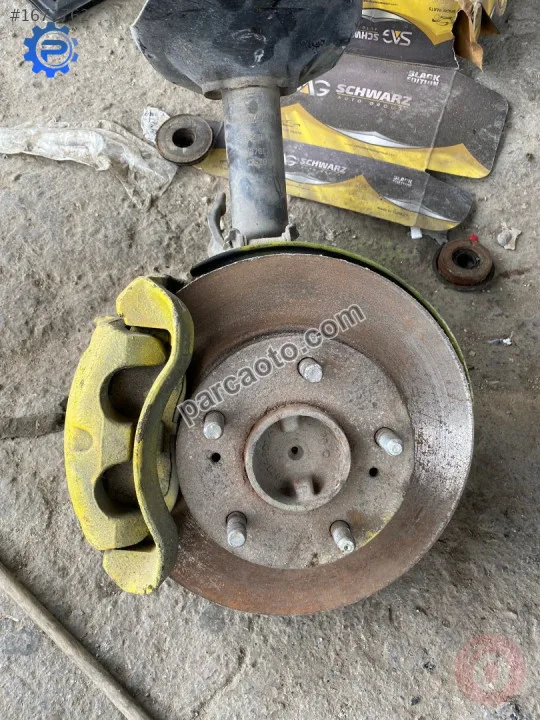 nissan vanetta cargo 1998 sağ ön taşıyıcı