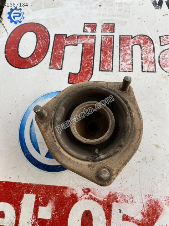 nissan vanetta cargo 1998 sağ ön amortisör kulesi