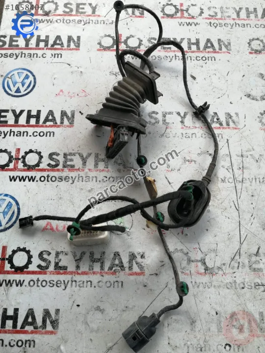 1K4971693T volkswagen golf 5 sol arka kapı tesisatı