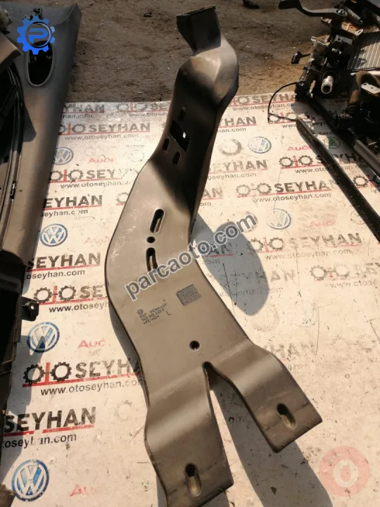 1K0819805D seat leon 2010 sol arka ayak havalandırma kanalı