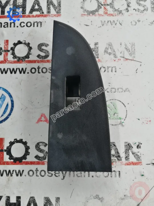 1P1867172 seat leon sağ ön kapı tekli cam düğmesi çercevesi
