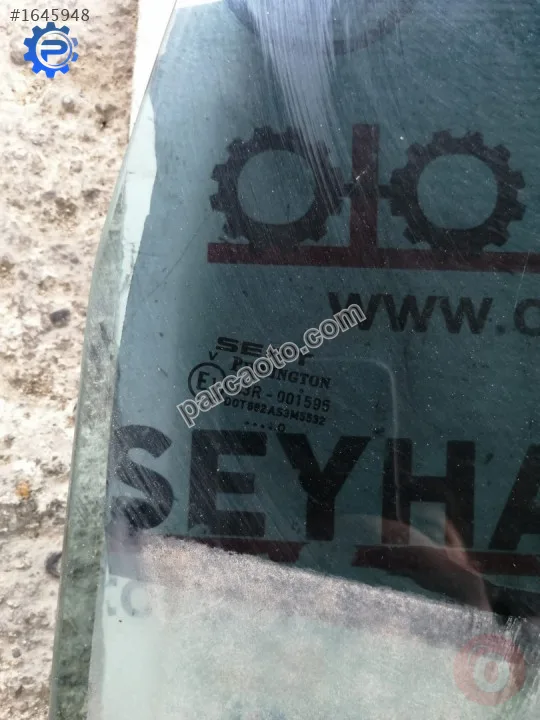 Seat leon 2009 sağ arka kapı cam