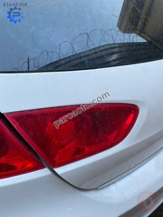 1P0945093F seat leon 2010 sol arka iç bagaj stop