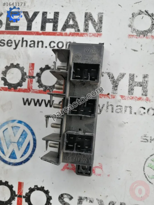 8L0941822A volkswagen passat b5 1.8 t benzinli iç röle kutu