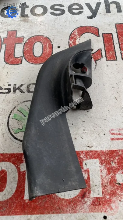 4M51-A23408-AJ ford focus 2 sağ ön kapı tweeter kaplaması