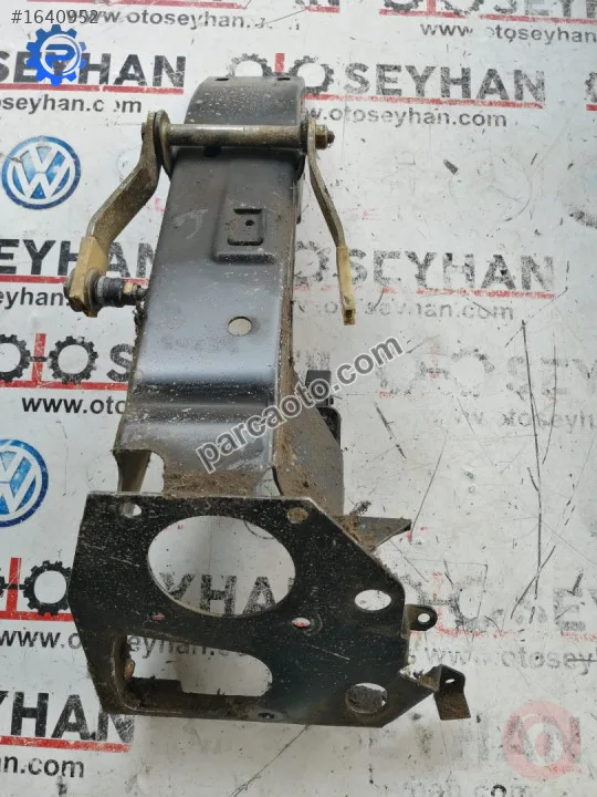 BMW 5 serisi e34 1990 fren pedalı braketi