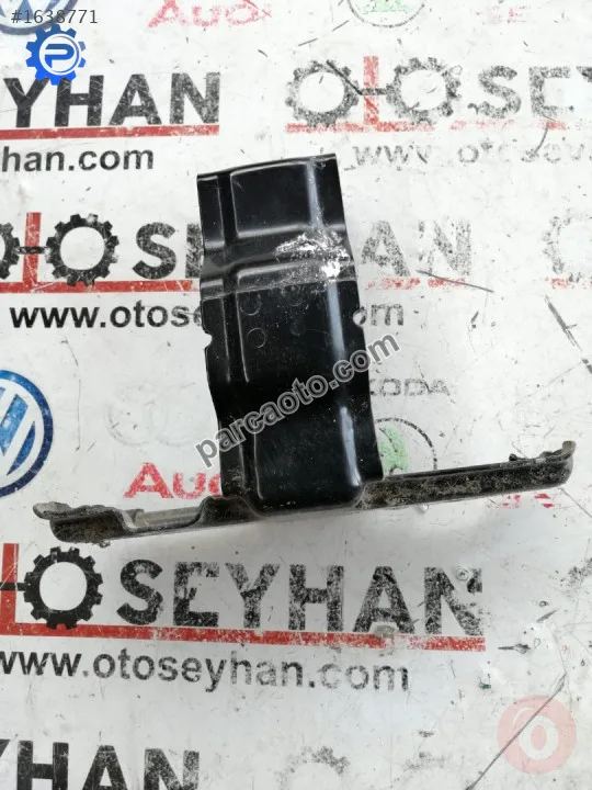 Hyundai ix35 2012 bağaj havuzu bağlantı demiri sağ
