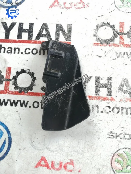 5Q0501562 audi a3 19 arka dingil sağ kenar kaplaması kapağı