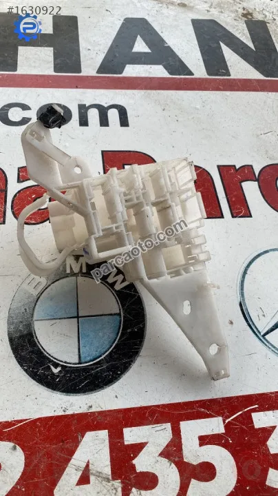 toyota corolla E18 iç tesisat fiş yuvası
