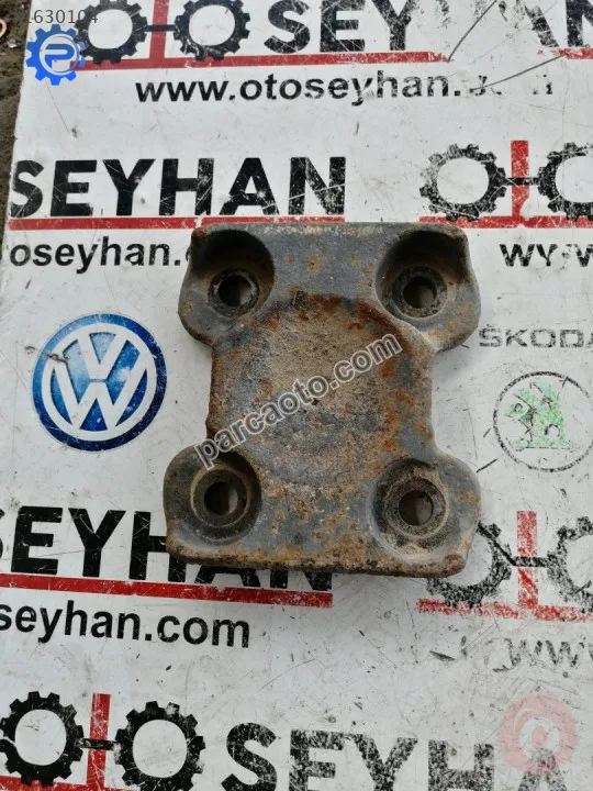 Volkswagen caddy 2007 arka makas bağlantı braketi