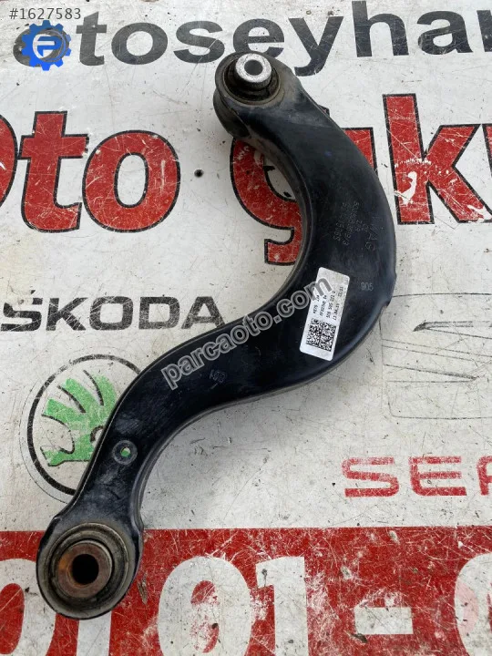 5Q0505351B volkswagen golf 7 sol arka taşıyıcı üst kolu