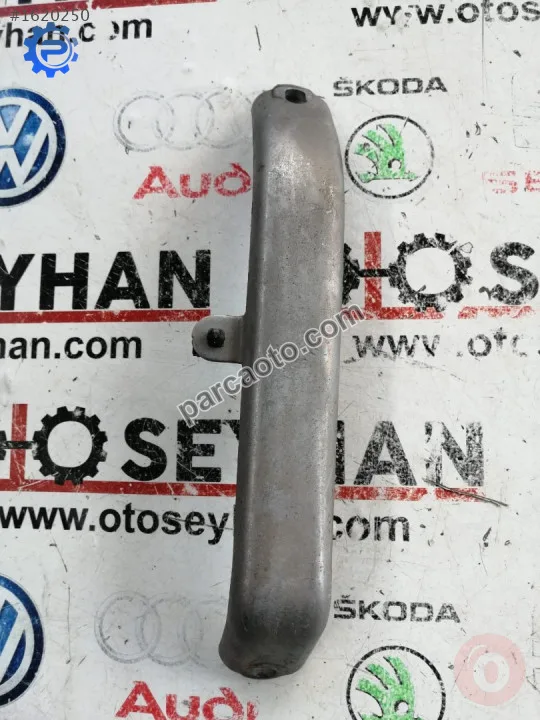 04L129723 skoda scala emme manifoldu bağlantı ayağı