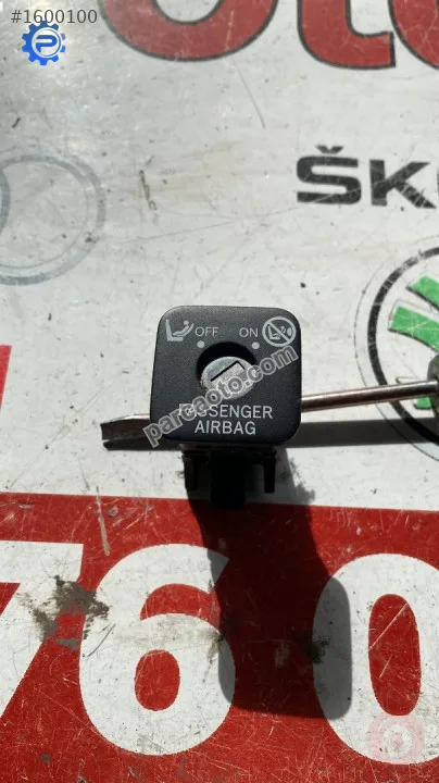 toyota corolla 2008 airbag açma kapama anahtarı