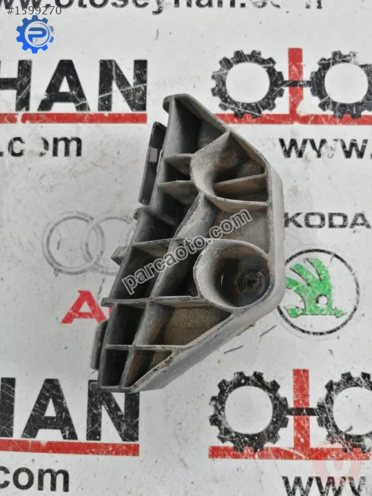 52563-12040 Toyota corolla 2008 arka tampon braketi sol
