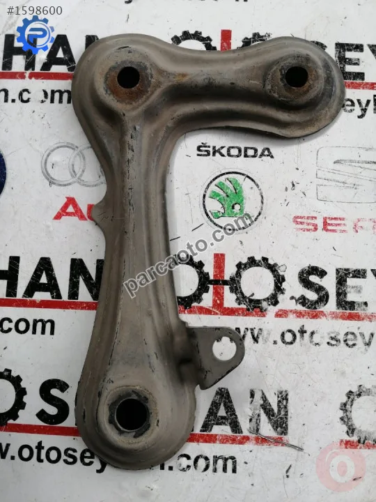Toyota corolla 2008 sağ travers destek demiri