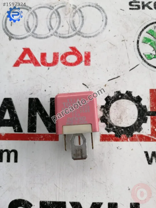 90987-02030 Toyota corolla 2008 pembe röle