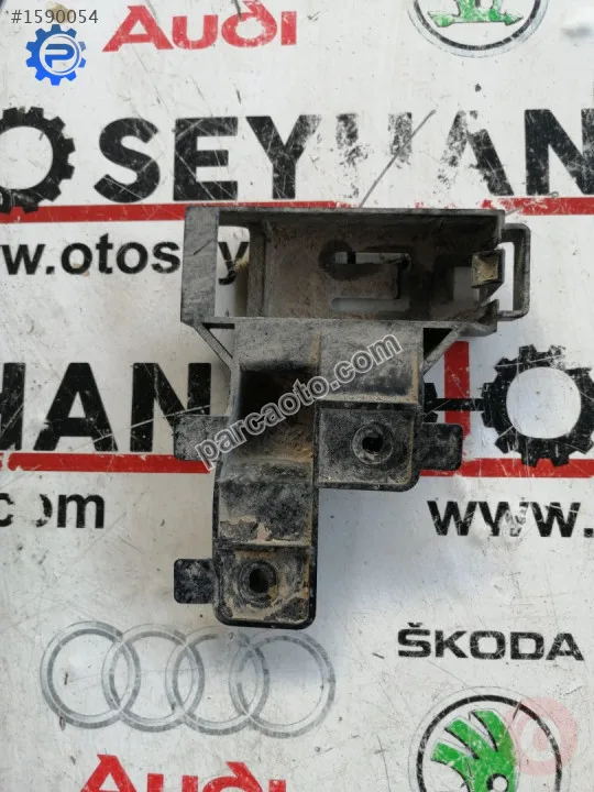 8V0907525 audi a3 anahtarsız giriş modülü tutucu braketi sol