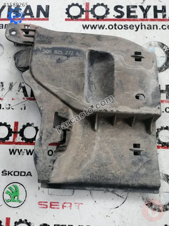 5Q0825272A audi a3 2020 sağ alt arka taban muhafaza