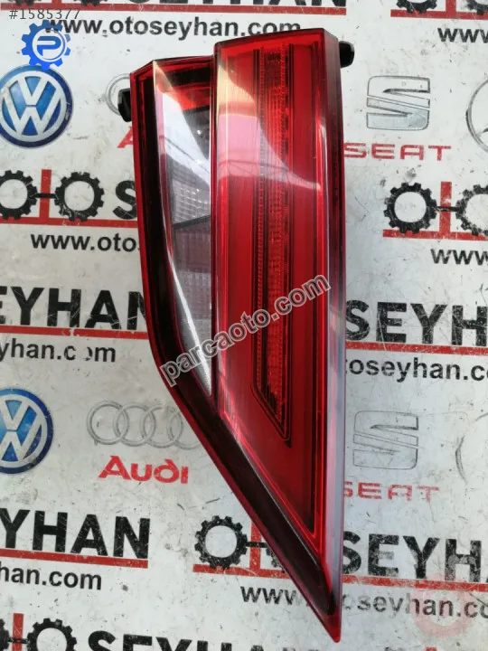 8V5945093D audi a3 2020 sol bağaj iç stop