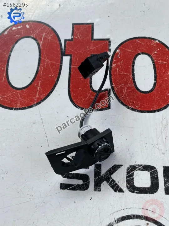 8X1035711B audi a3 2020 ön tavan mikrofon