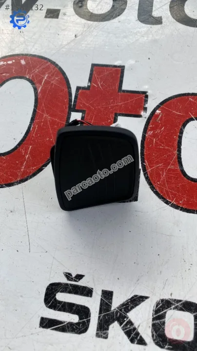 8W0951523J audi A3 direksiyon vites düşürme düğmesi
