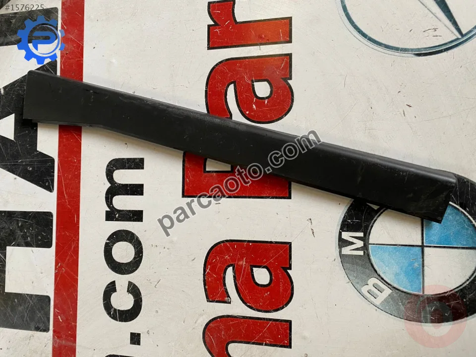 654885944 skoda scala arka koltuk kol dayama yan kaplaması