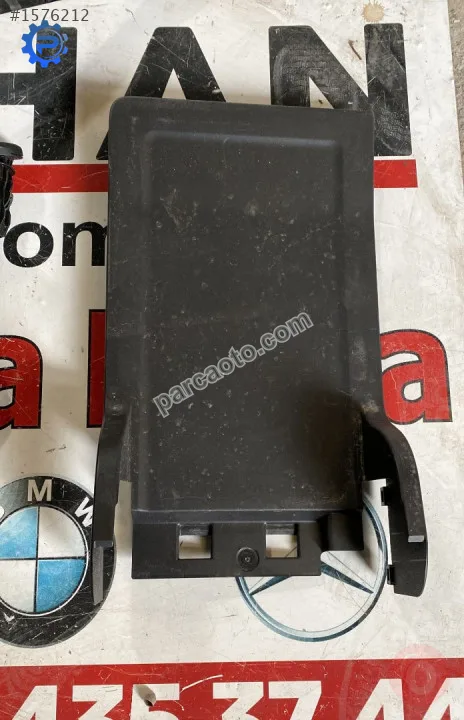 654885943 skoda scala 2020 arka koltuk kol dayama iç kaplama