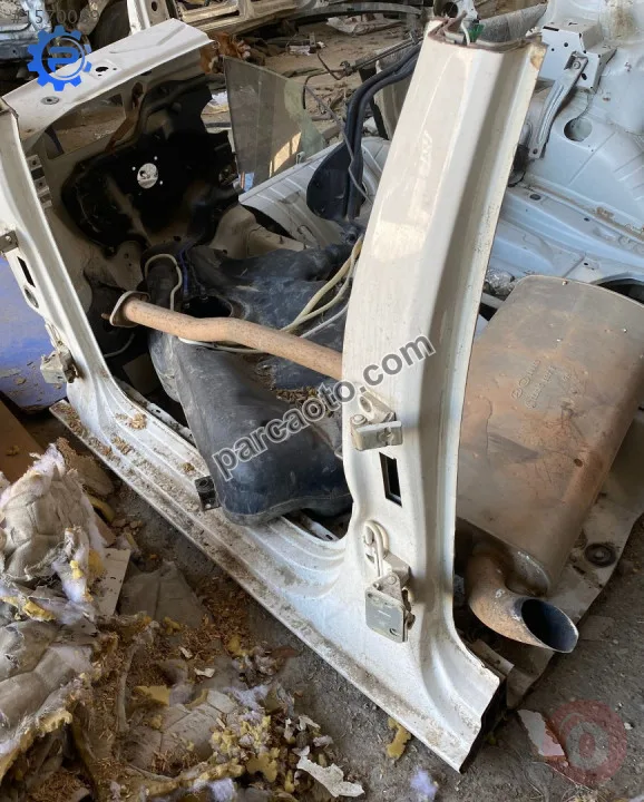 volkswagen polo mk4 2004 sol marşbiyel direk
