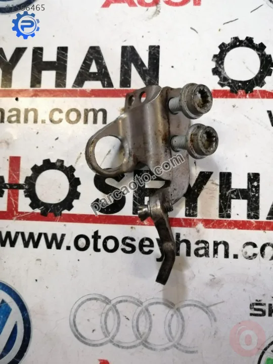 03L103369P vw passat b7 1.6 tdi cay motor kaldırma demiri