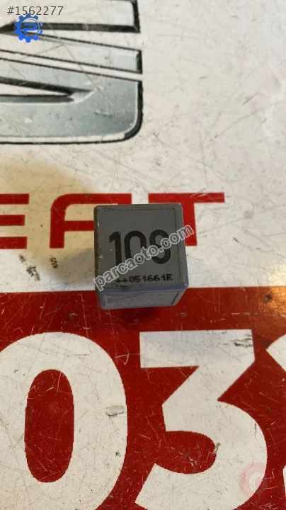 1J0906381A volkswagen audi seat skoda 109 nolu kızdırma röle 1J0906381A volkswagen audi seat skoda 109 nolu kızdırma röle