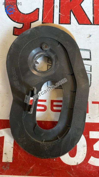 6Q1819750 seat cordoba kalorifer boru girişi ara kaplaması