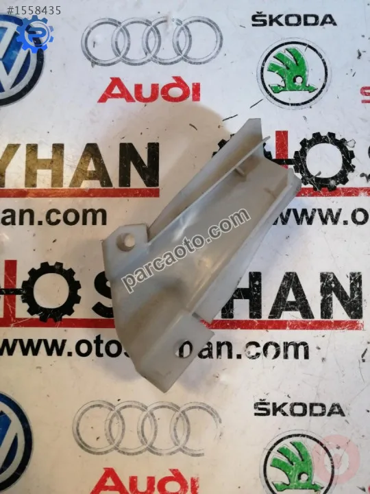 3B0819513A passat B5 kalorifer arka havalandırma ara kanalı