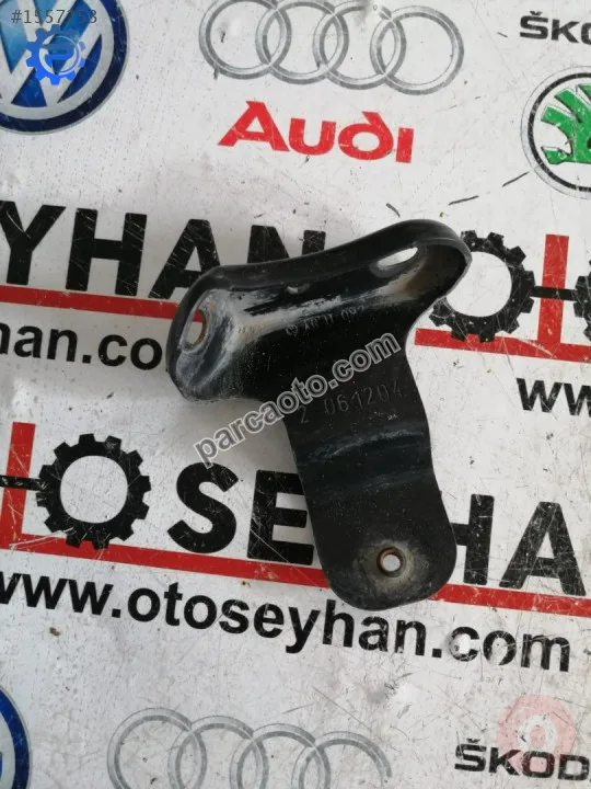 1K0199588 vw caddy 2008 sağ motor kulağı destek demiri