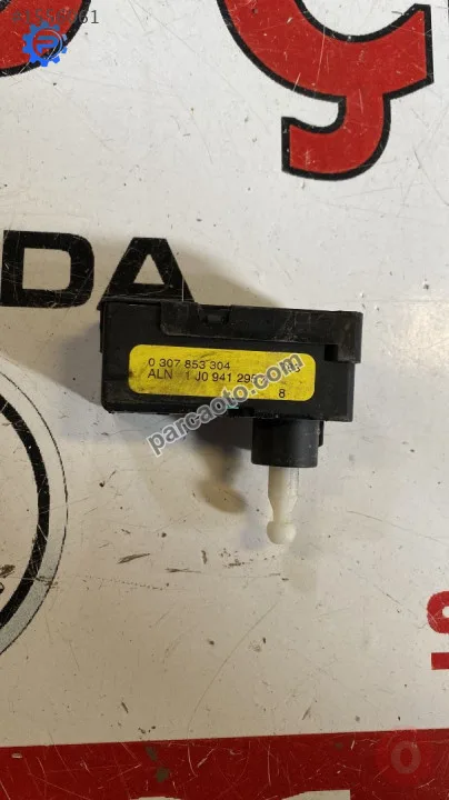 1J0941295A volkswagen audi seat skoda ön far ayar motoru