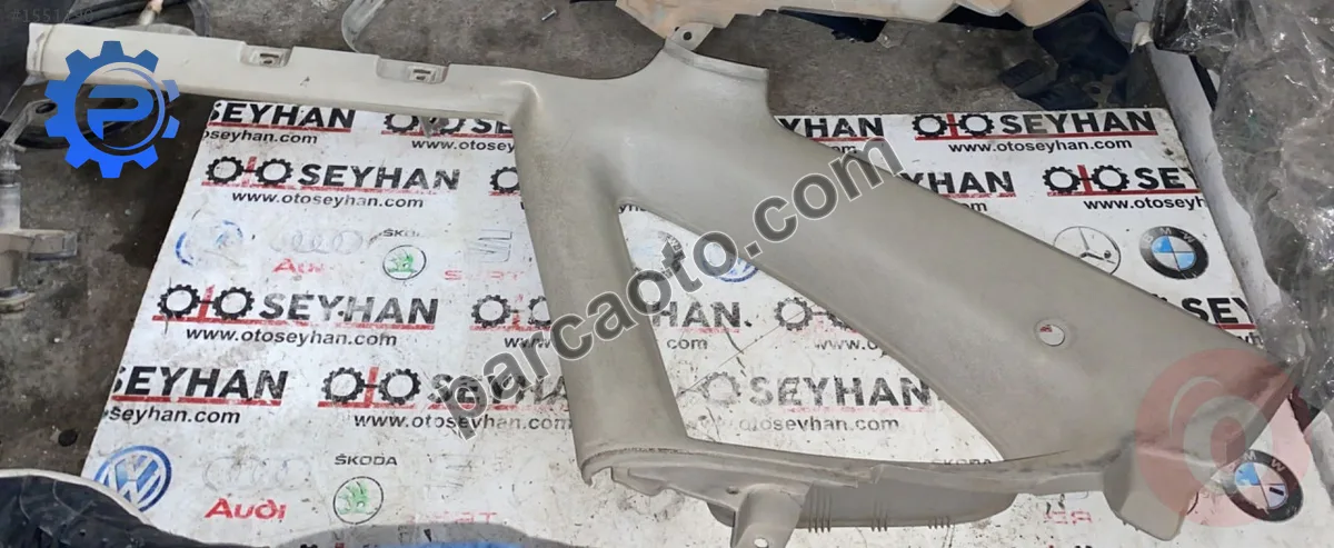 6K5867246 volkswagen polo classic sağ arka direk kelebek cam