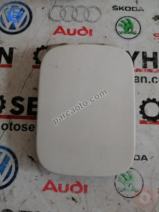 6K5809905A volkswagen polo classic dış depo kapağı