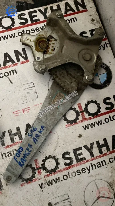 ford ranger sağ arka kapı cam krikosu