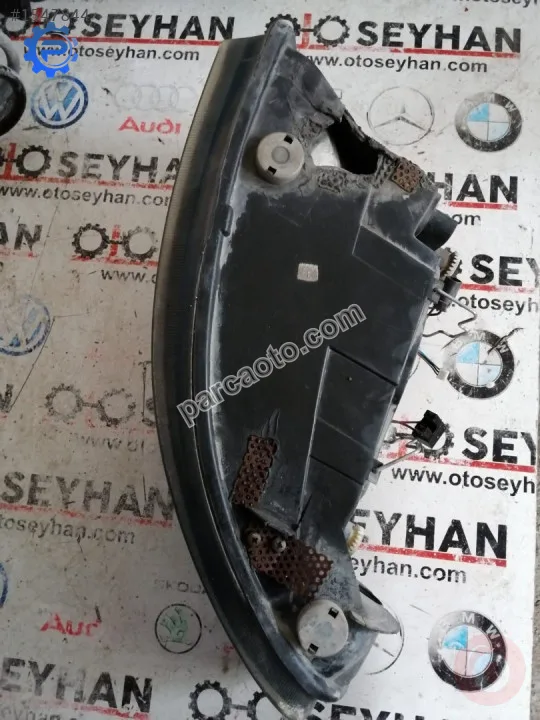 1M1941002B seat leon 2002 sağ ön far
