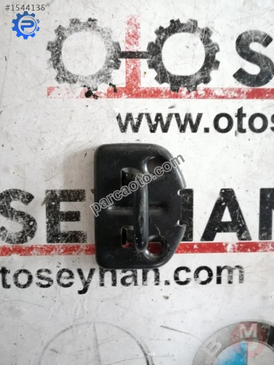 3C5864203 volkswagen golf 6 arka koltuk bağlantı demiri sağ