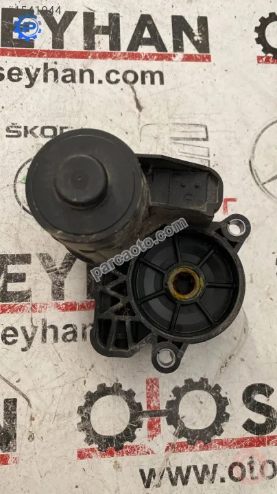 3Q0615405R passat tiguan sol arka elektrikli fren merkezi