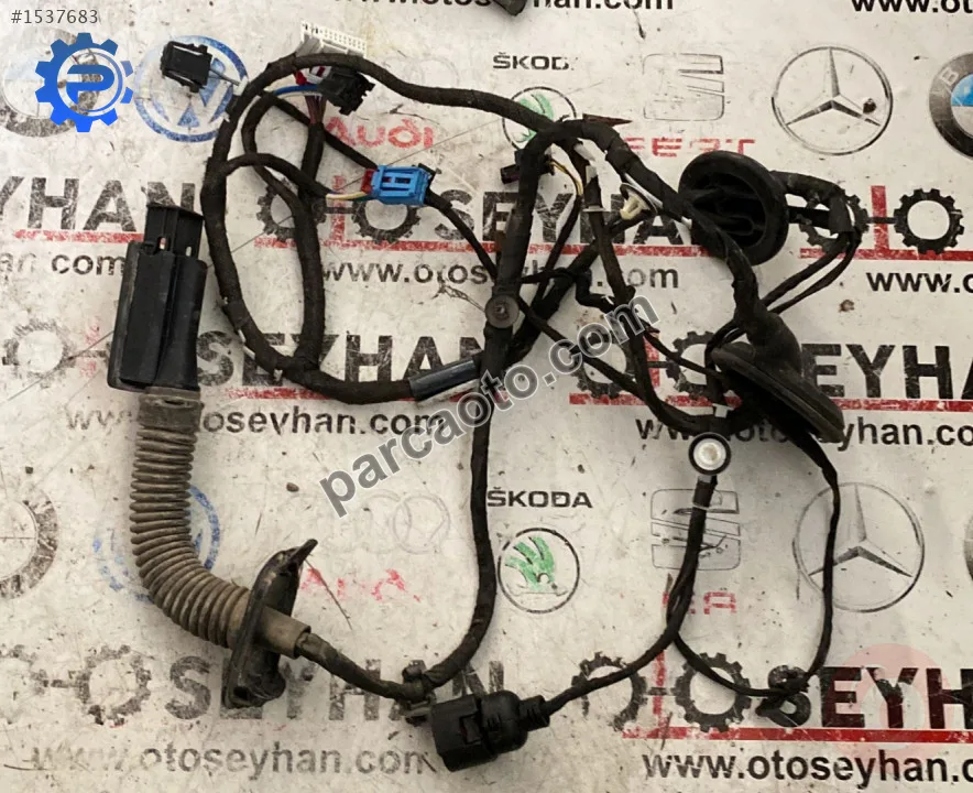 8W0971029AK audi a4 2017 sol ön kapı tesisatı