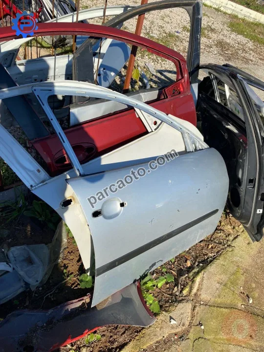 seat ibiza cordoba 2006 sağ ön kapı seat ibiza cordoba 2006 sağ ön kapı