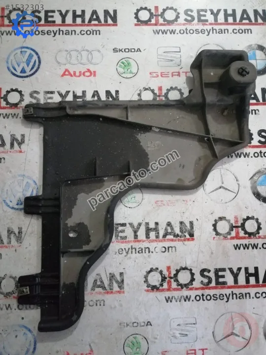 2Q0825102A skoda scala 2020 sağ arka muhafaza
