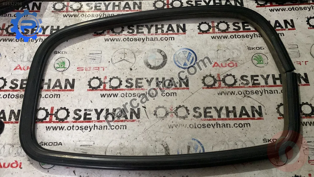 volkswagen caddy sağ bagaj kapağı cam çerçeve lastiği fitili