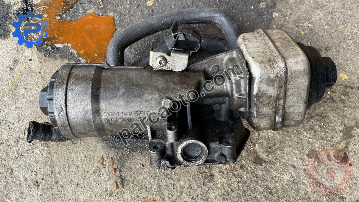 045115389E vw caddy 1.9 bjb yağ filtresi soğutucu kütüğü