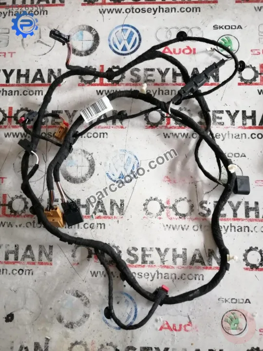 657971147A skoda scala 2020 bağaj kapağı tesisatı